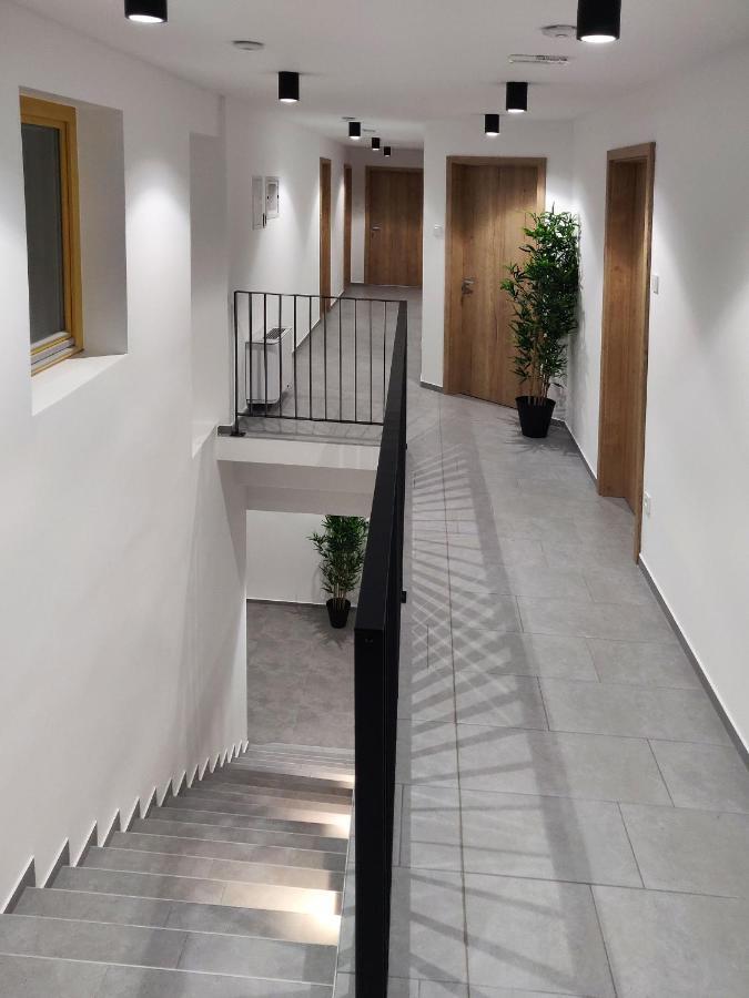 Pubyland Rooms & Apartments Rogatec Exterior foto